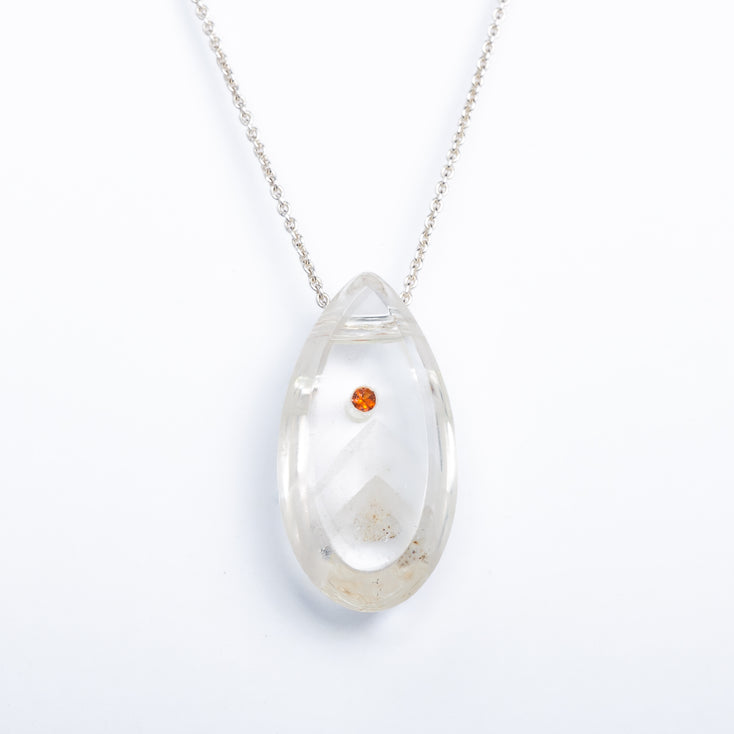 Phantom Garnet Gemscene